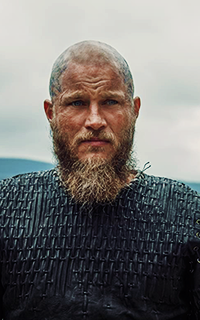 (m) travis fimmel PRq1AwtD_o