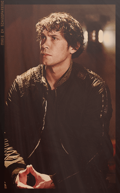 Bob Morley L4w5pxDI_o