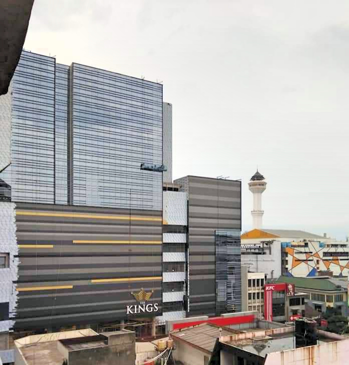 B A N D U N G Kings Shopping Center Hotel Citadines 15 B A N D U N G Kings Shopping Center Hotel Citadines 15