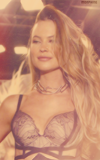 Behati Prinsloo - Page 30 SsjG5Bq2_o