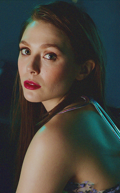 Elizabeth Olsen  RPctWlLN_o