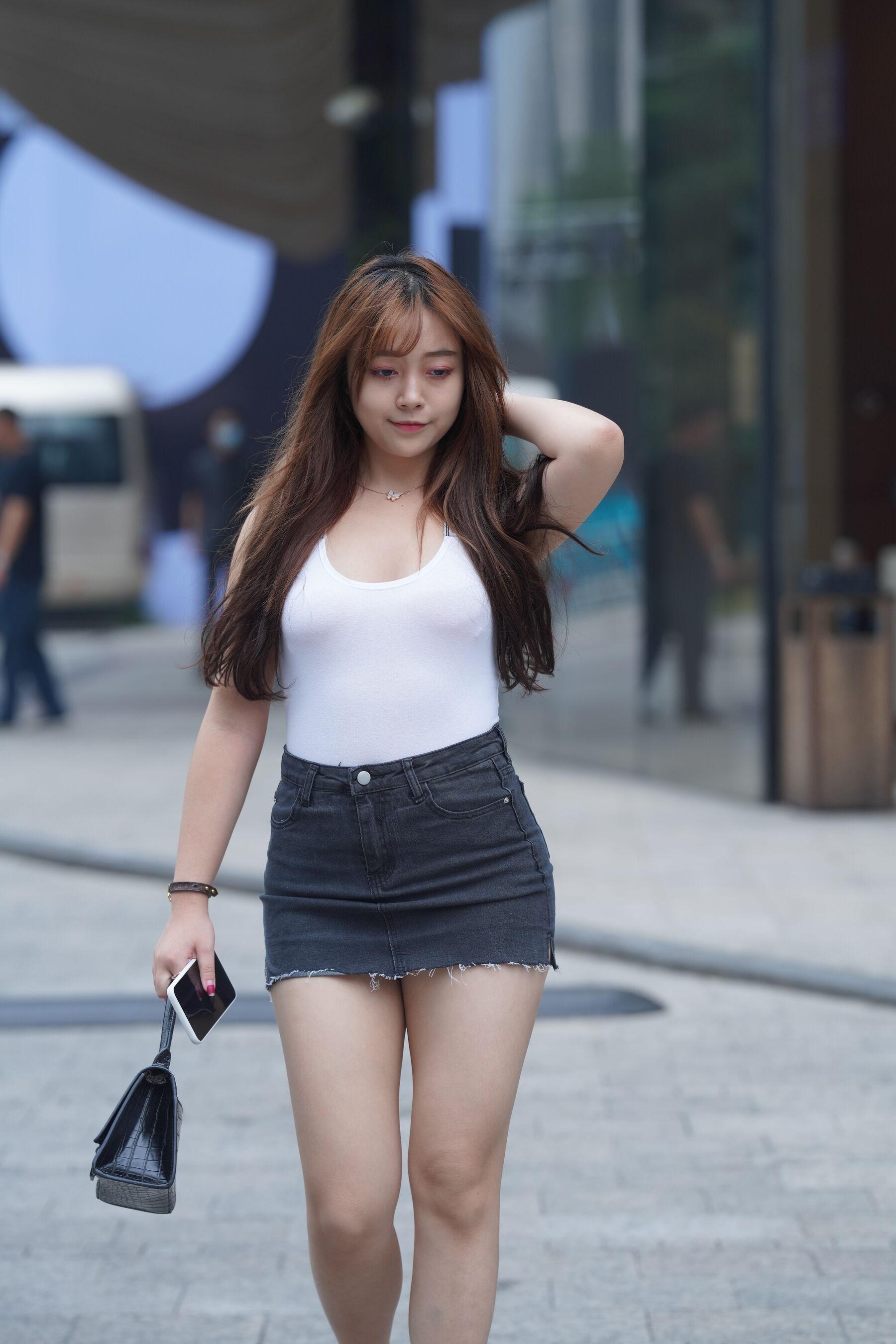 街拍 透明高跟热裤美女(350)