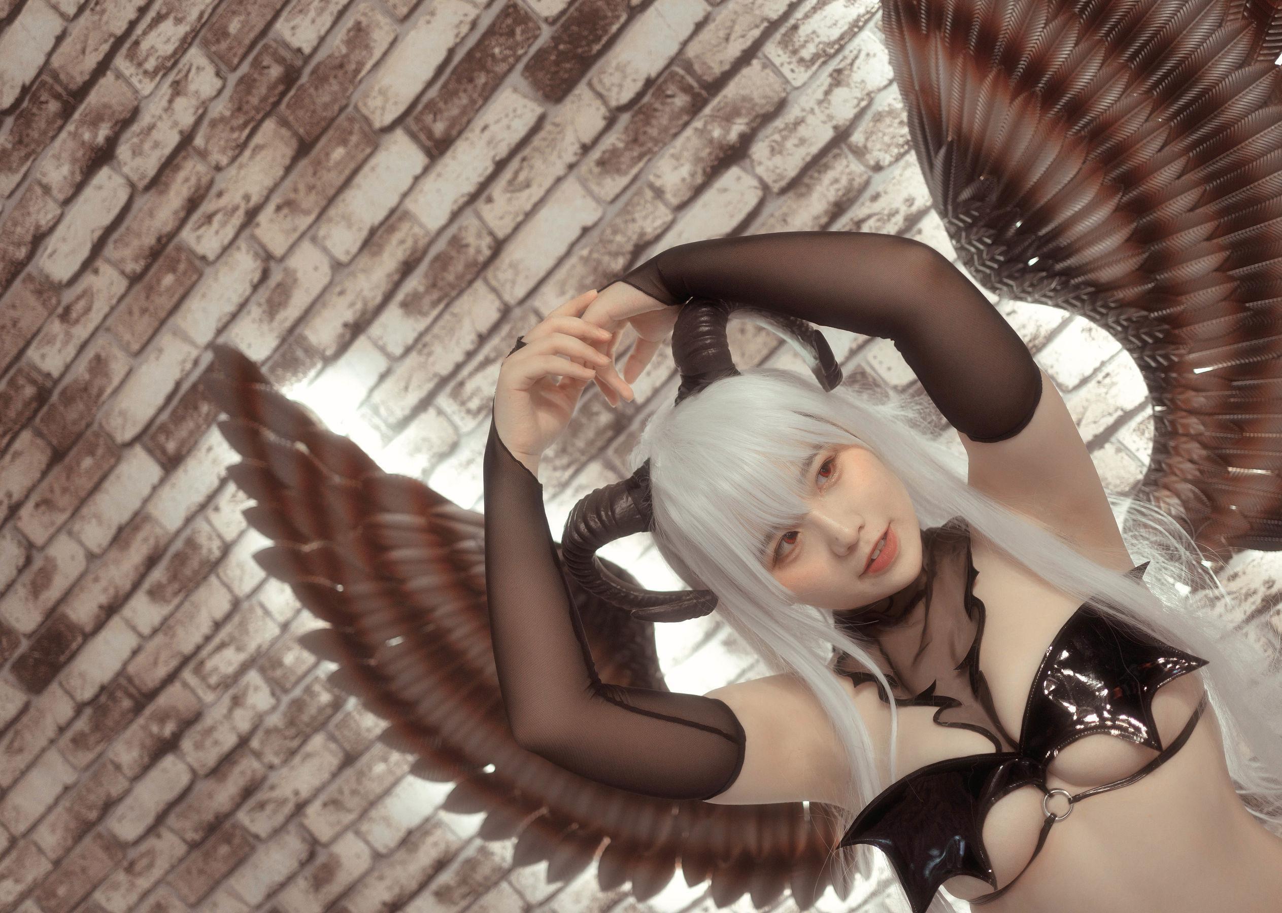 [Cosplay] 七月喵子 – 妈妈子 魅魔 写真套图(27)