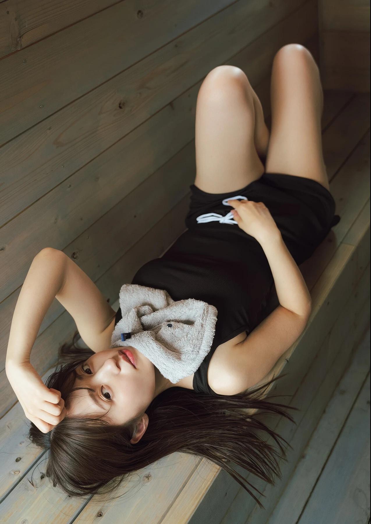 Rikako Aida 逢田梨香子, 写真集 「日々」 Set.01(20)