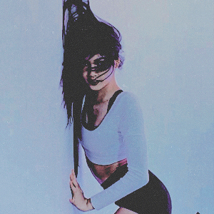 Voir un profil - Adhara Moon ALBNbQw9_o