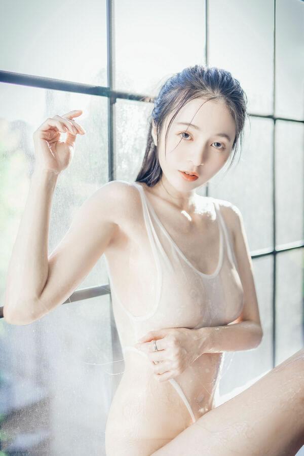 漂亮小姐姐辰辰美好的清晨唯美图集(26)