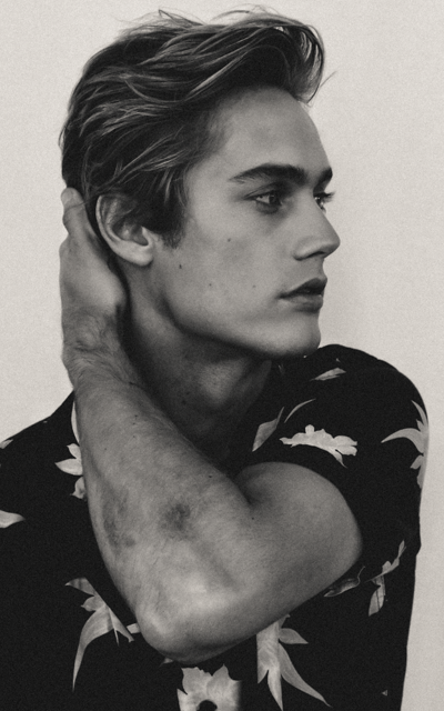 Neels Visser  O08H6Aqp_o