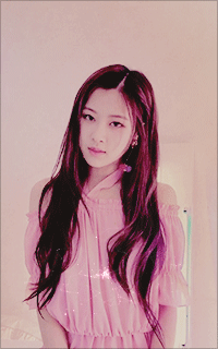 Park Chae Yeong (Rosé) VDkIfave_o