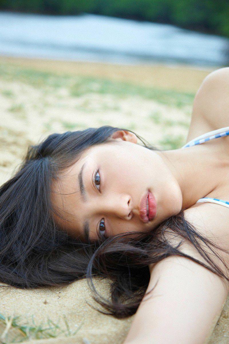 [Wanibooks] NO.100 Haruna Kawaguchi 川口春奈 写真集(175)