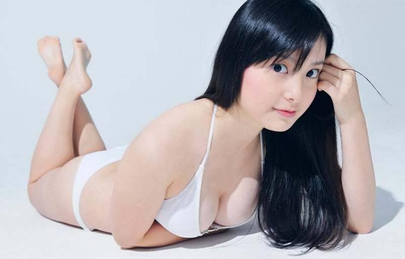 爆乳萌妹子私房上演极致诱惑(1)