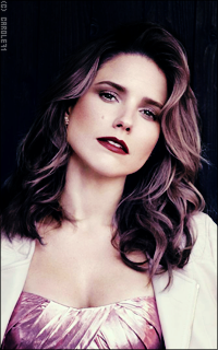 Sophia Bush 1VODTbcF_o