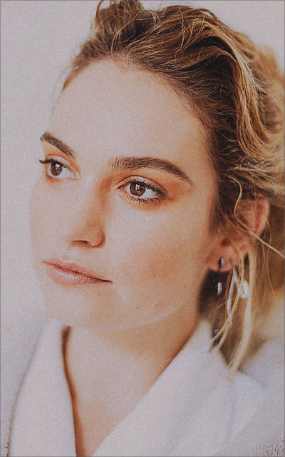 Lily James A8T20xFy_o