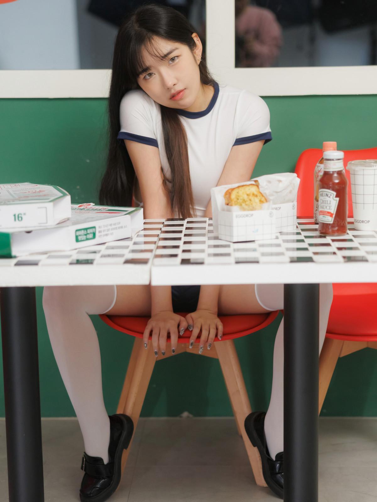 Sonson 손손, [Bimilstory] Vol.03 Pizza Girl Set.01(1)