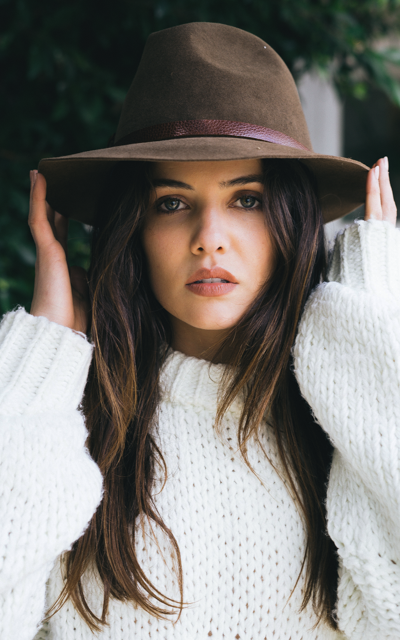 Danielle Campbell YuXu3UJZ_o