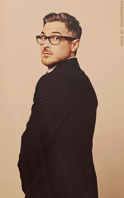 Dave Annable Y6PLCUVT_o