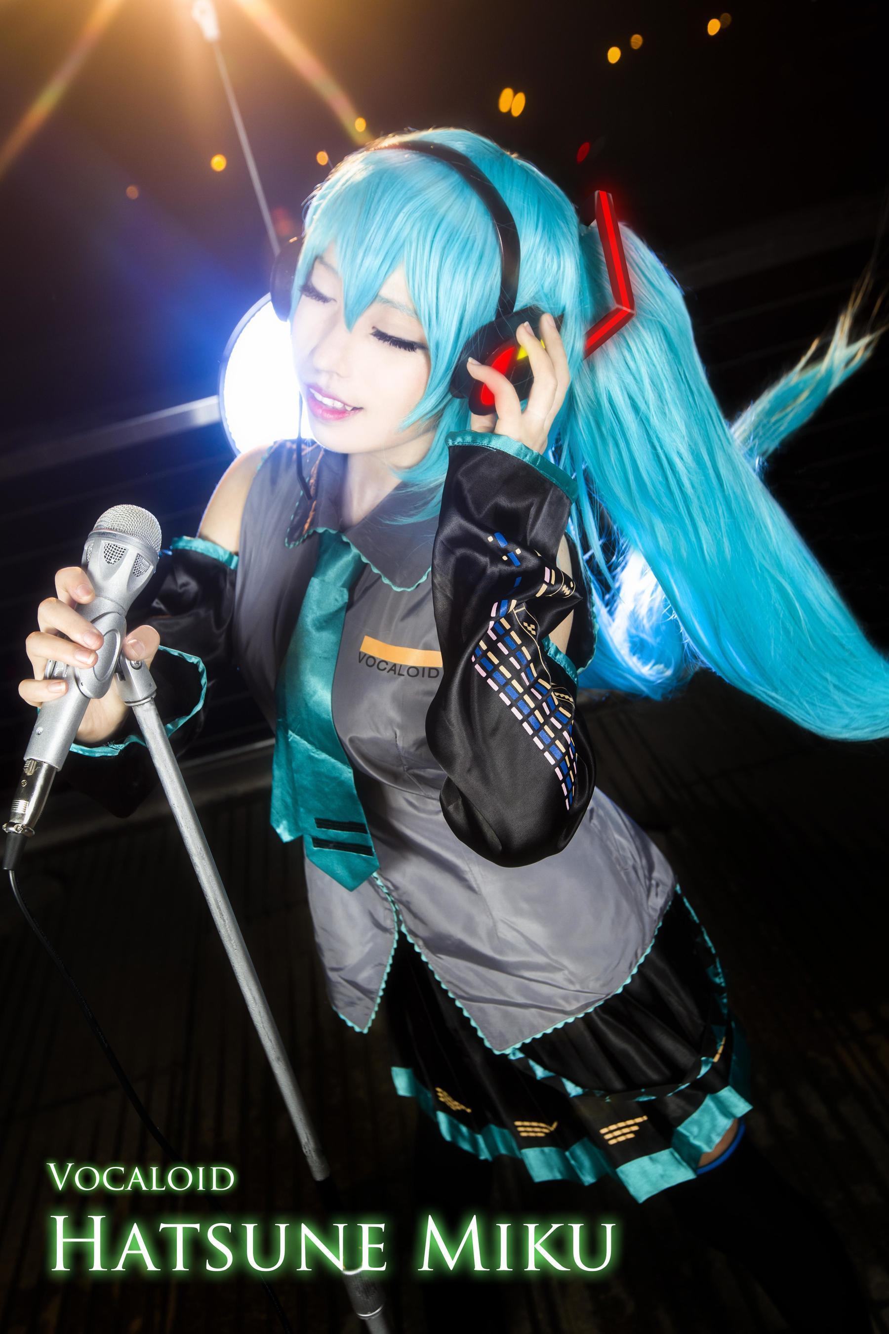 [Cosplay写真] 白易子教主 – VOCALOID(2)