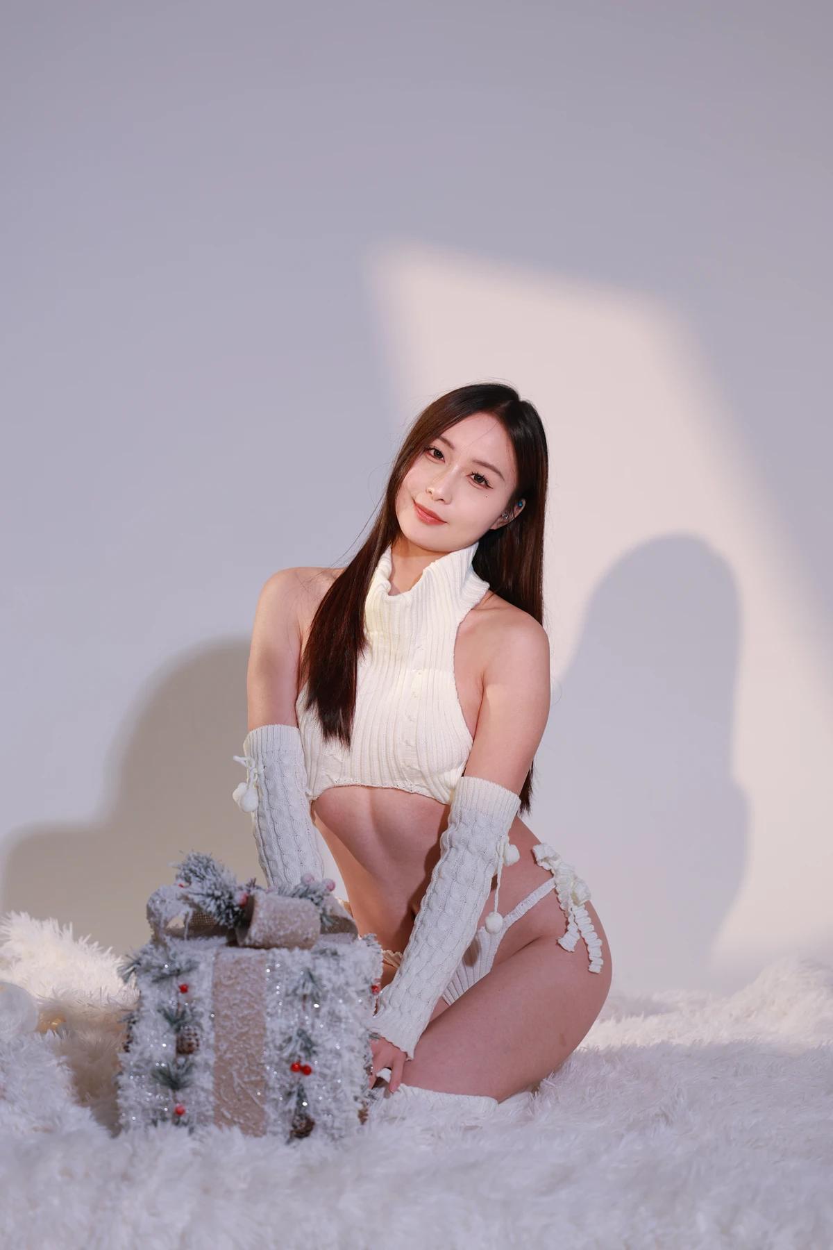 LiLi – 極品國模 大尺度 私拍 視圖 Set.01(7)