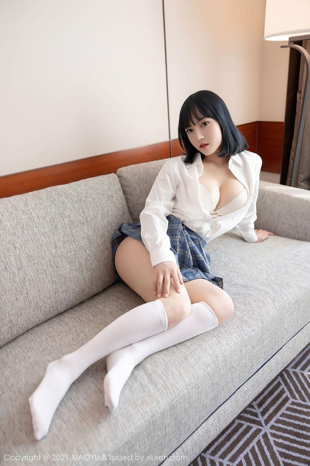 [小雨XIAOYU] Vol.508 豆瓣酱 - 深受男士钟爱的JK制服套图(34)