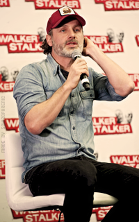 Andrew Lincoln - Page 2 PMg7WDJv_o