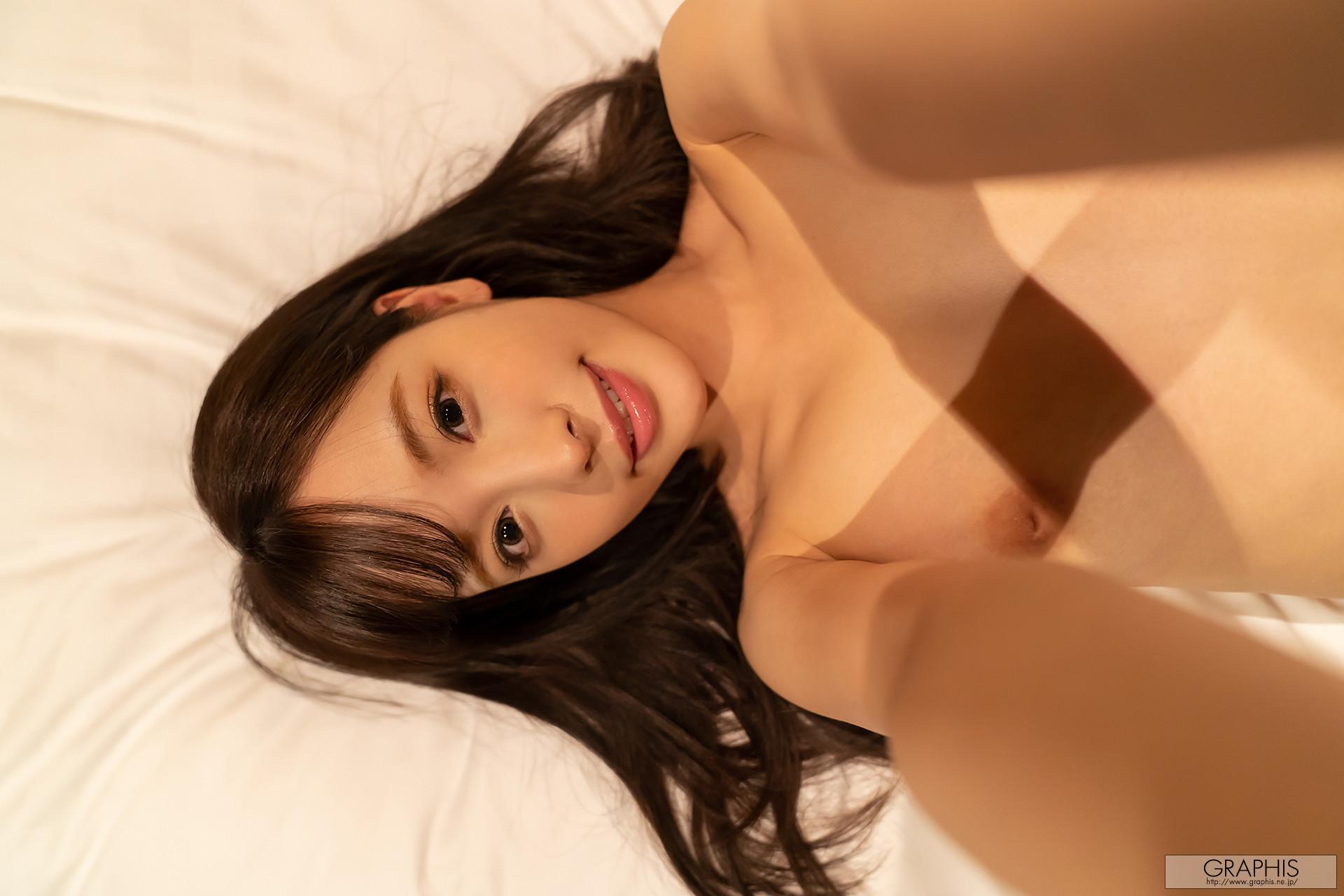 Kana Momonogi 桃乃木かな, [Graphis] Winter Special [Sign] Vol.03(23)