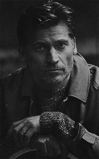 Nikolaj Coster-Waldau SH0xS8T1_o