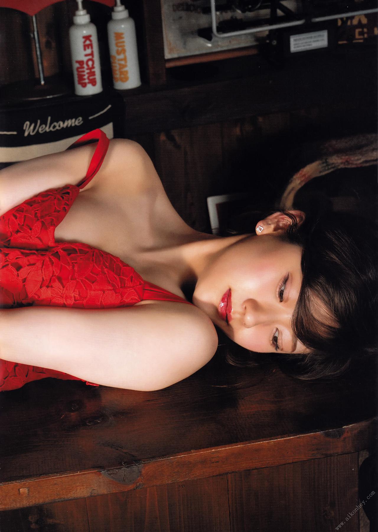 Marina Yamada 山田麻莉奈, 1st 写真集 [まりり] Set.03(14)