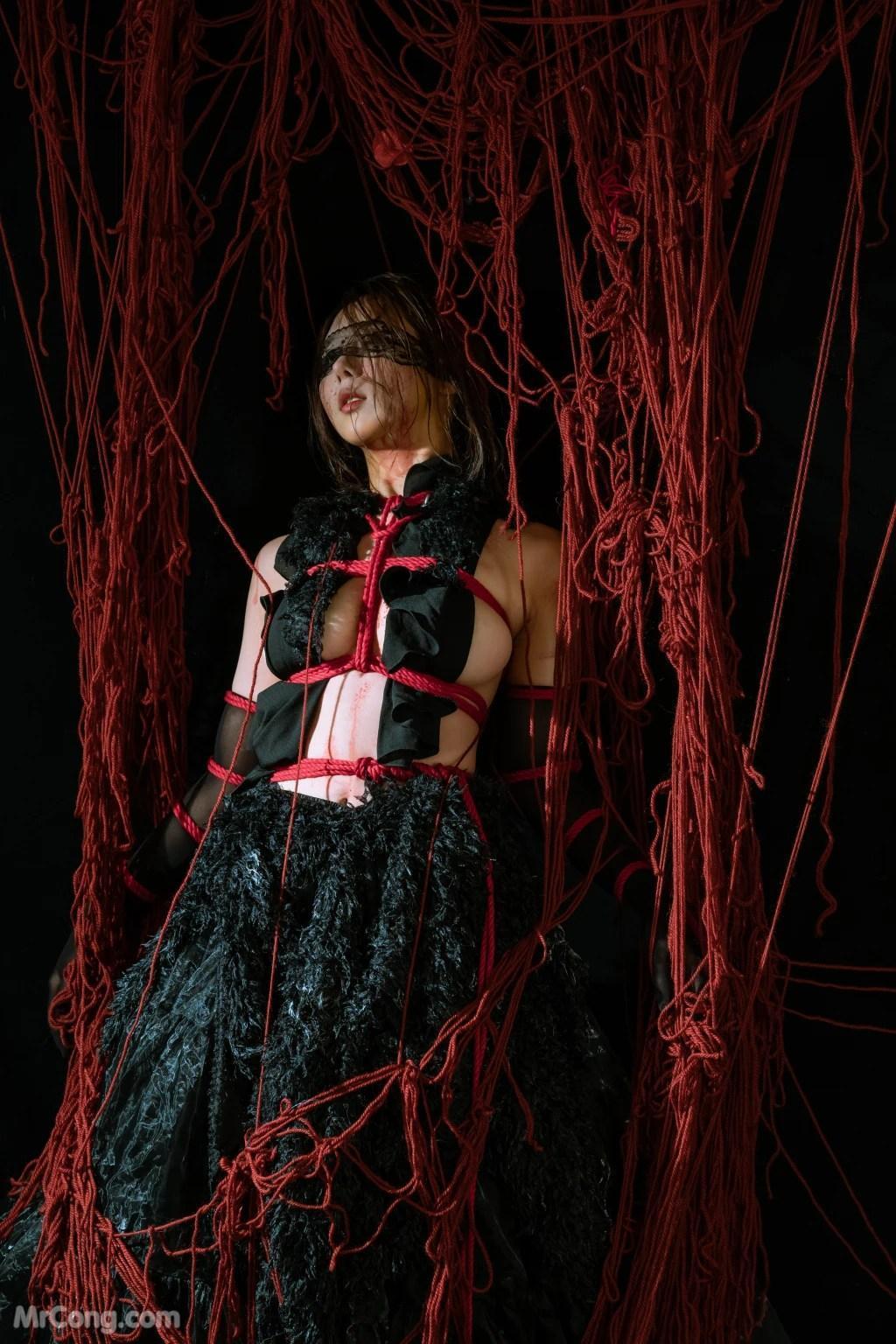 Coser@云溪溪 (Yunx1x1) Vol.060: 奶桃桃 月 (48 photos)(6)