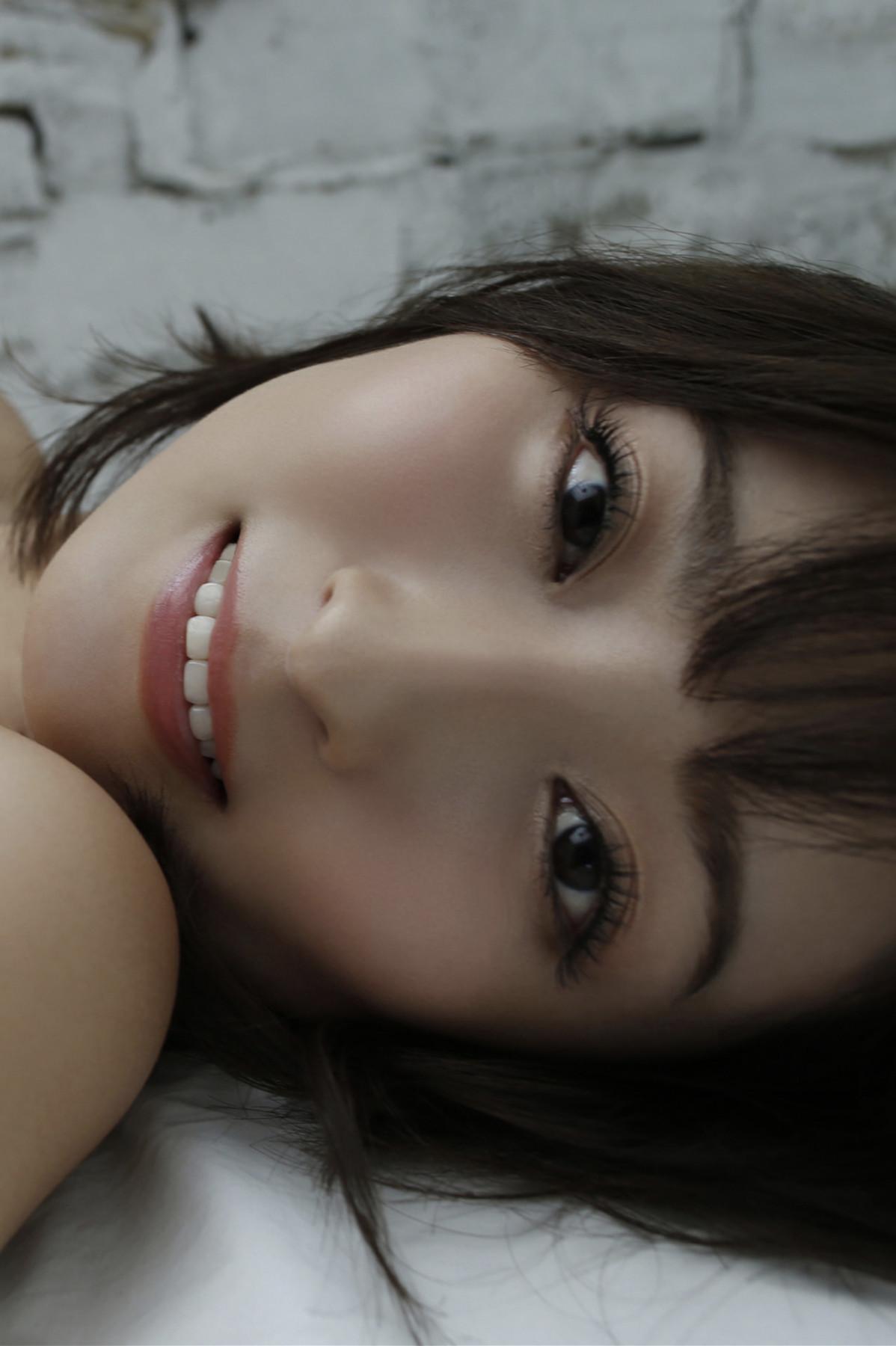 Saki Ogata 緒方咲, 写真集 「美脚の天使」 Set.02(39)