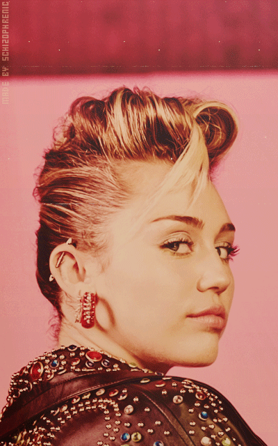 Miley Cyrus PqUXAi6B_o