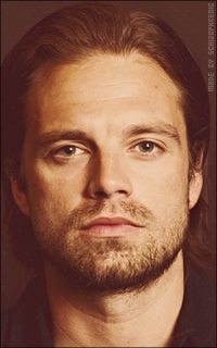 Sebastian Stan PGyXG860_o