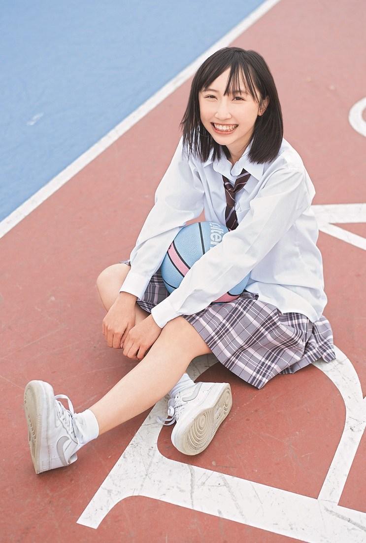 与田祐希、清宫令全制服写真杂志《graduation 2019 高校/中学卒业》发布(6)