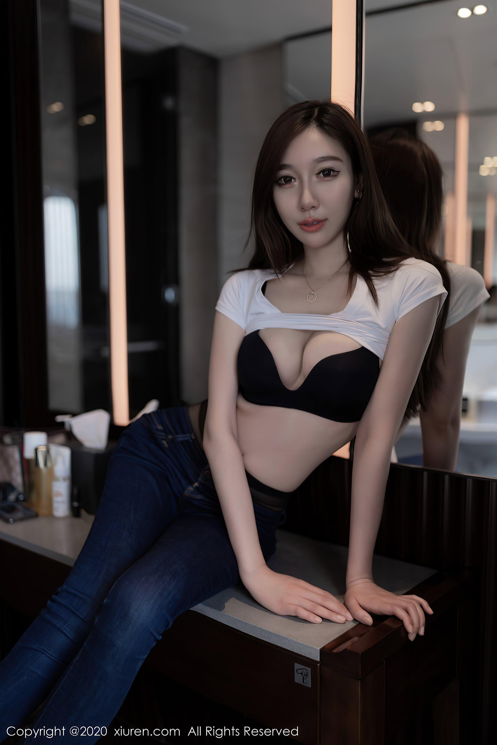 [XiuRen秀人网]No.2406 Victoria志玲(20)