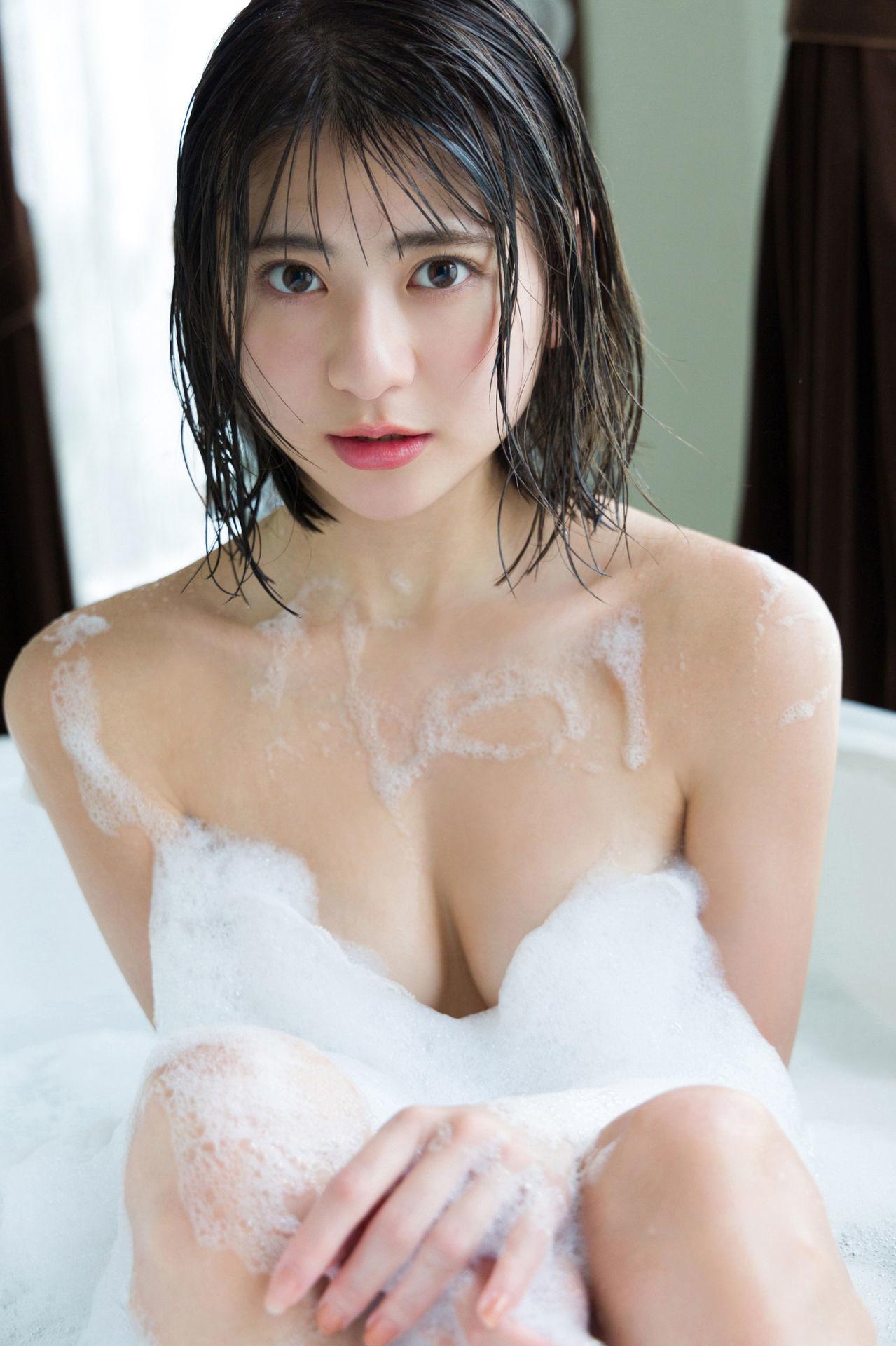 Minami Yamada 山田南実, 写真集 アナザーバージョン 『Real』 Set.04(33)