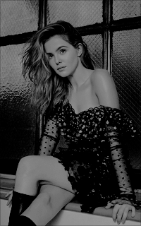 Zoey Deutch UPJIrOOD_o