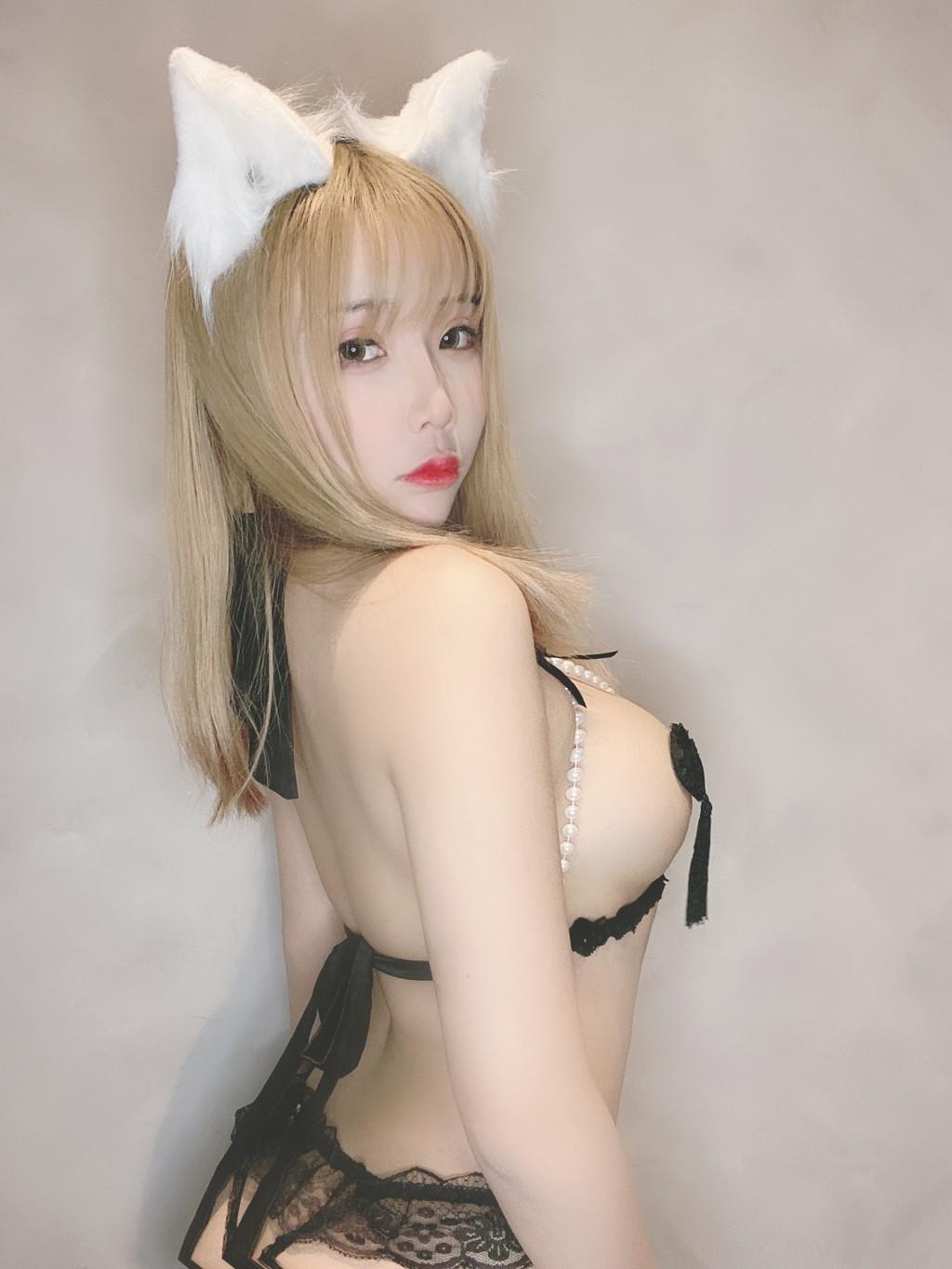Coser@抱走莫子aa Vol.034: 2套自拍 (70 photos )(28)