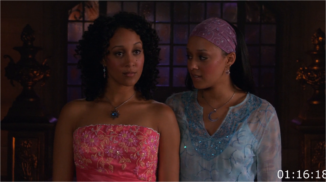 Twitches (2005) [1080p] WEBrip (x264) [6 CH] DHvirA6d_o