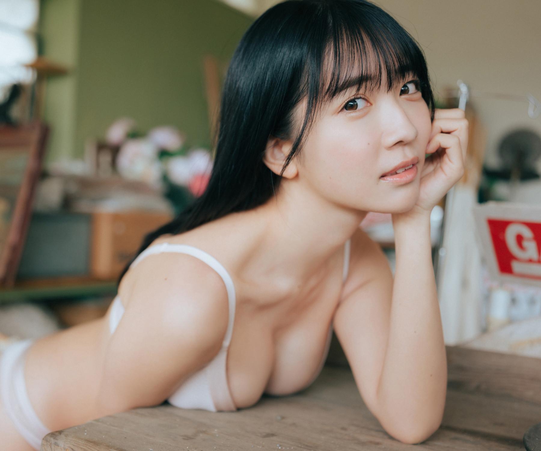 Amau Kisumi 天羽希純, 週プレ Photo Book 「待ちきれない」 Set.01(30)