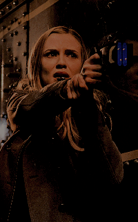 Sara Canning CRKvMzKR_o