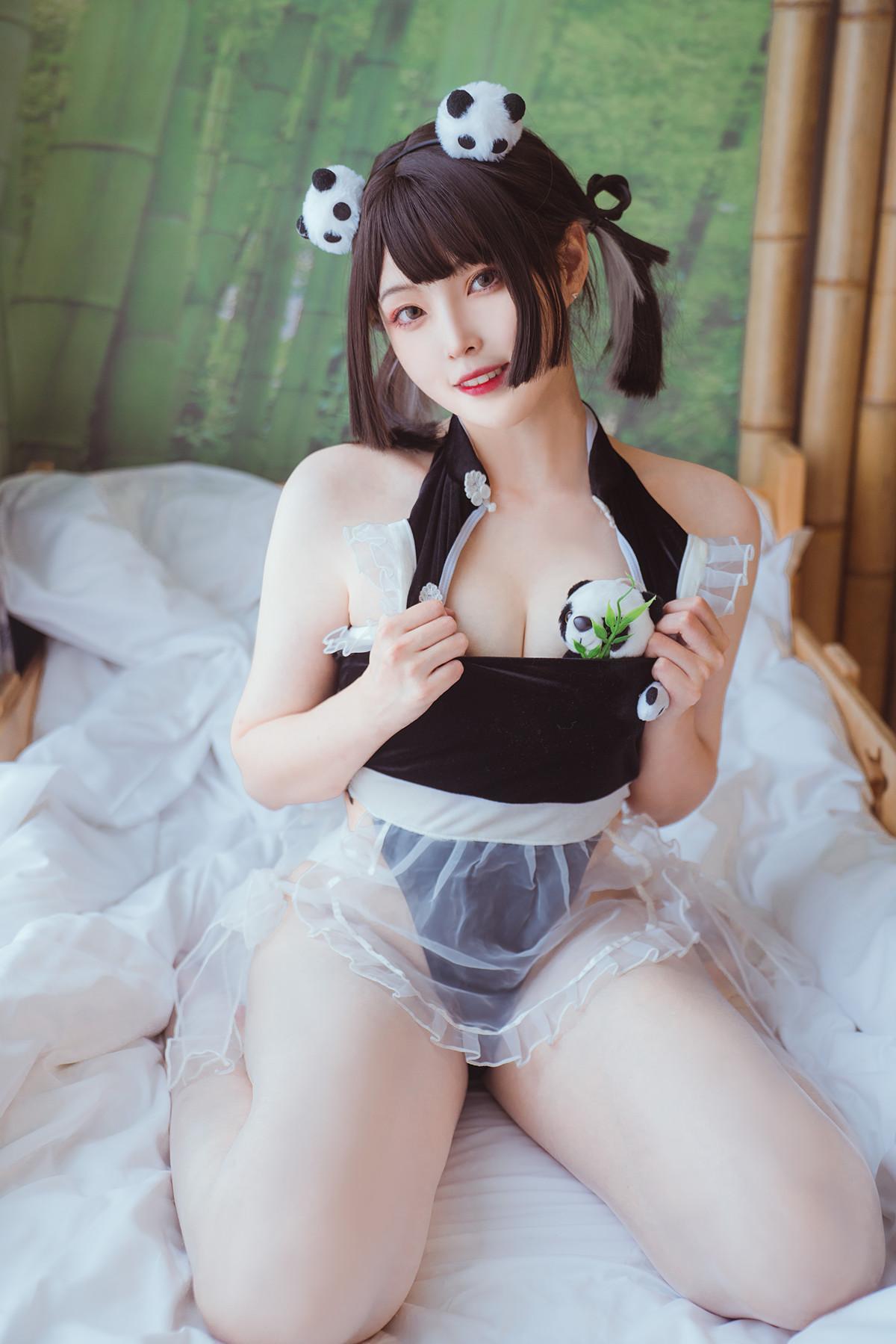 Cosplay Natsuko夏夏子 熊猫女仆(35)