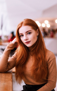 Julia Adamenko YivwhCZE_o