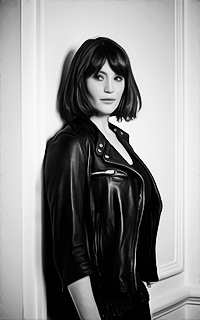 Gemma Arterton PCkUIAur_o