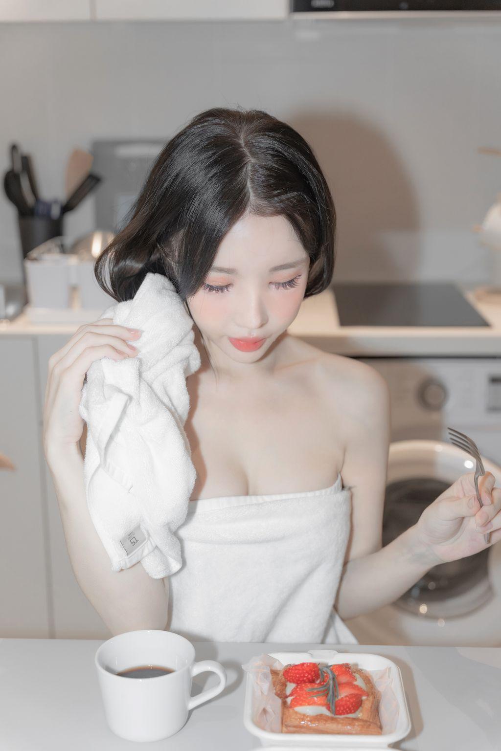[PUSSYLET] Vol.48 Candy: Moist (70 photos)(38)