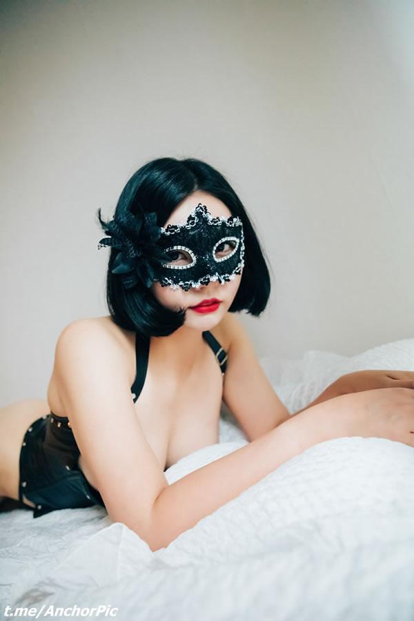 皮衣爆乳美女Loozy - rosie无圣光图集(12)