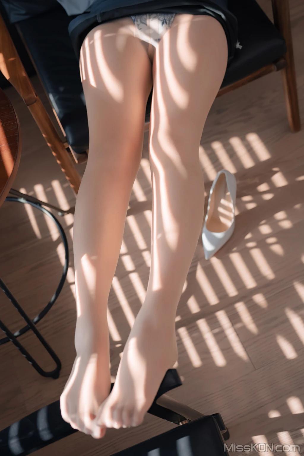 Coser@轩萧学姐: 蓝裙ol (190 photos )(143)
