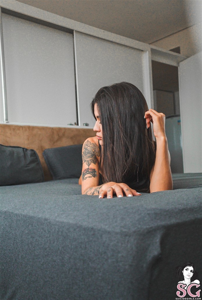 Joanninhasilva Suicide, PHYNA