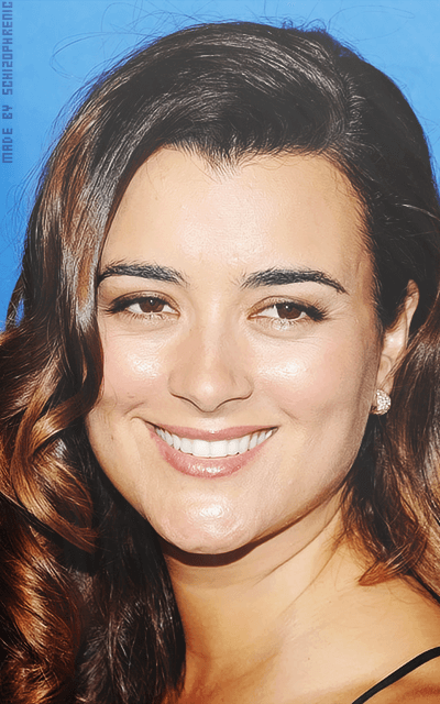 Cote de Pablo Lc6Wqjcz_o