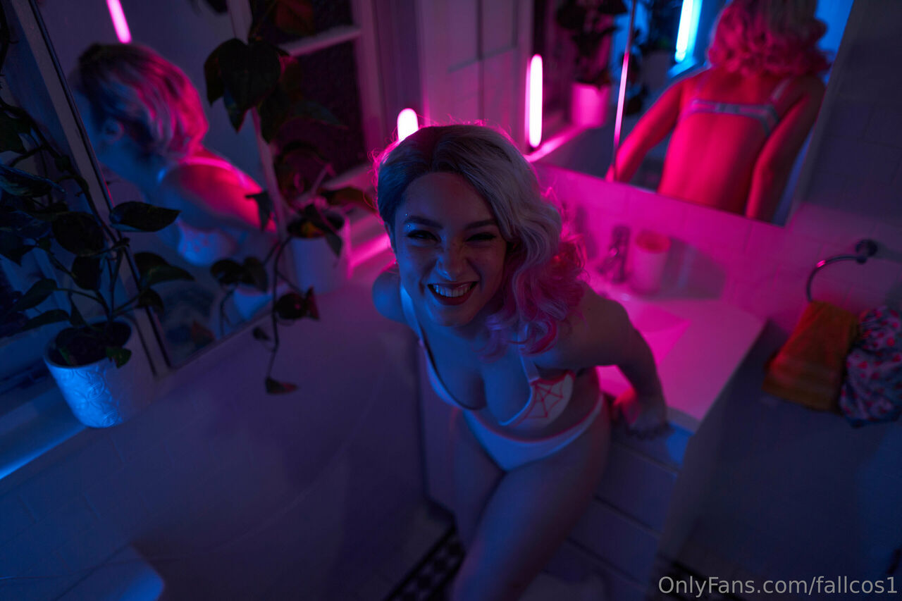 Alessia Medina - Gwen