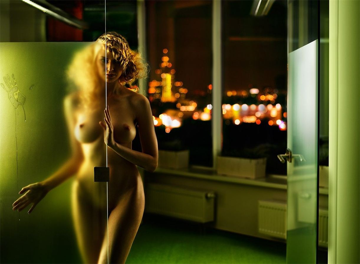sexy Maya Dmitrieva nude by Ilya Rashap.