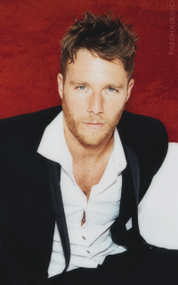 Jake McDorman Lcm9C6rd_o