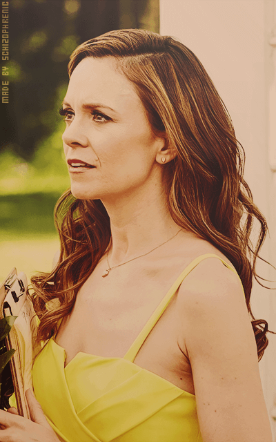 Rachel Boston RDrJYDmh_o